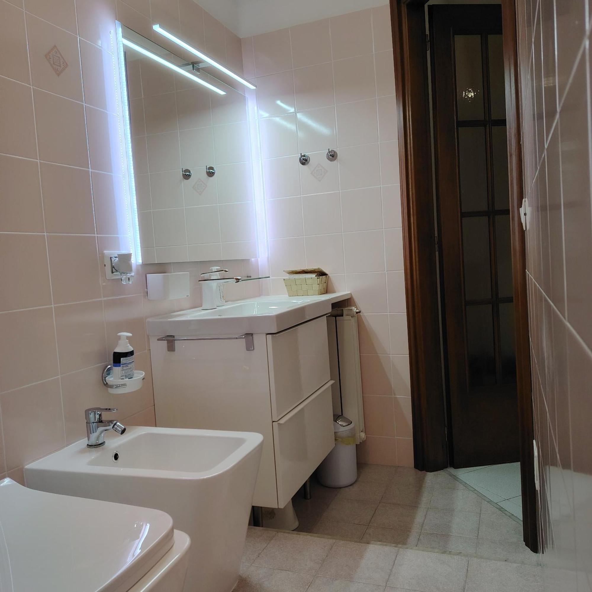 Savona Sea House Apartment ภายนอก รูปภาพ