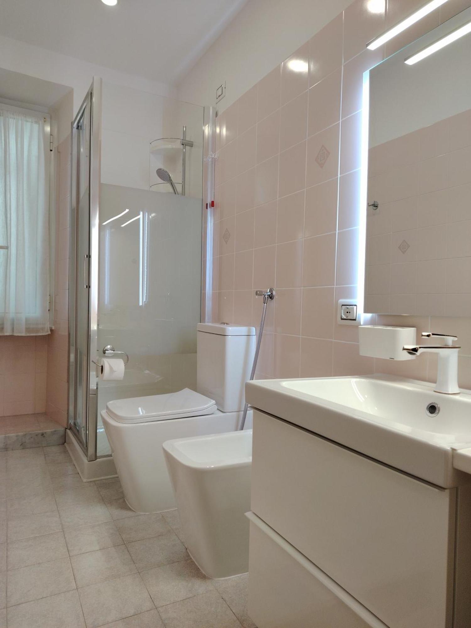Savona Sea House Apartment ภายนอก รูปภาพ